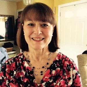 Meet your Posher, Laurie